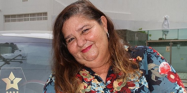 Conheça Tia Rosa, única motorista 5 estrelas da Uber no Nordeste