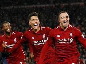 Liverpool massacra United e se mantém na liderança do Inglês