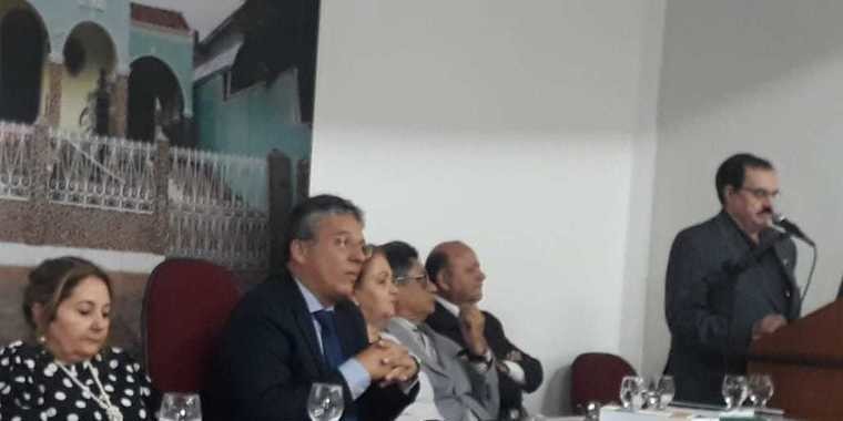 APL lança livros e homenageia Alberto Silva e Salomão Azar Chaib