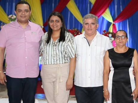 Prefeito e secretário participam de formaturas na zona rural