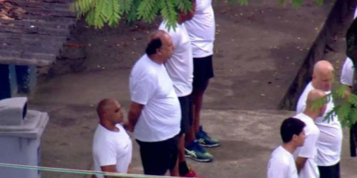 Agentes encontram euros e dólares na cela do ex-governador Pezão