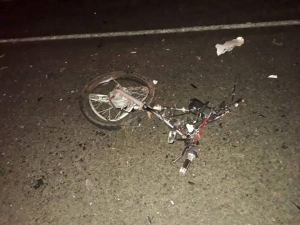 A motocicleta ficou destruída  (Crédito: Divulgação)