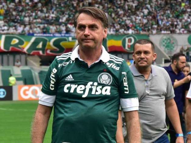 Conheça quem são os atletas que Bolsonaro segue no Twitter