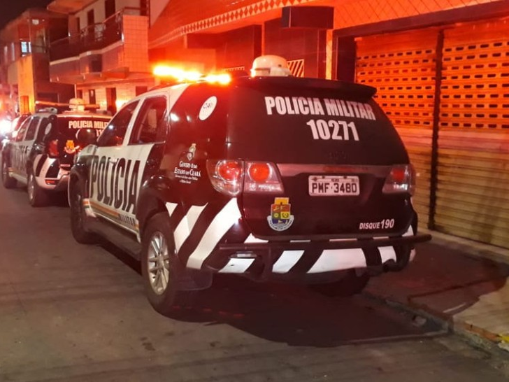 Mãe de 5 filhos é morta a tiros após ter casa invadida em Fortaleza