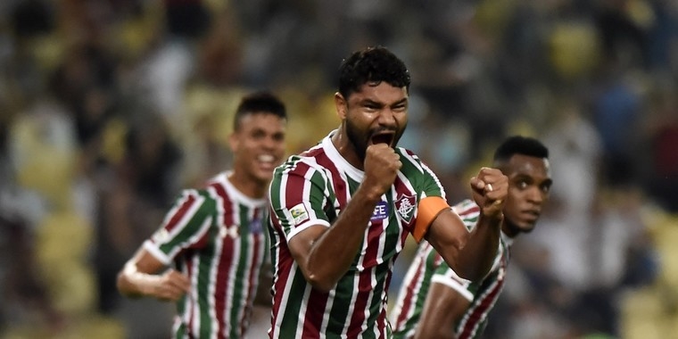 CSA está de olho no zagueiro Gum, de 32 anos