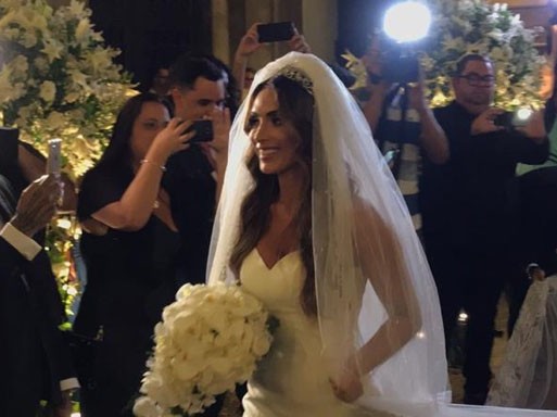 Nicole Bahls e modelo Marcelo Bimbi se casam no Rio de Janeiro