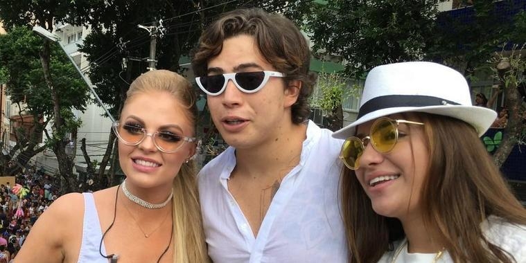 Whindersson Nunes e Luísa Sonza curtem carnaval de ...