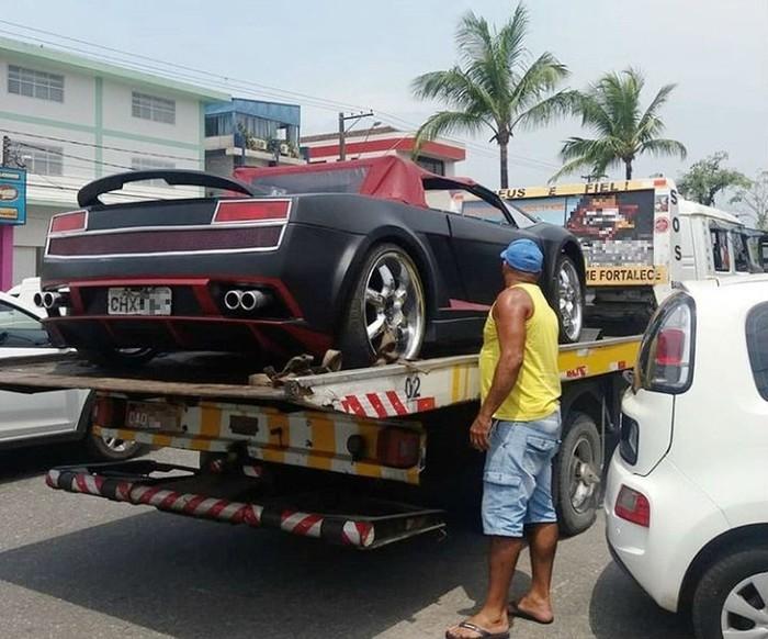 Réplica de carro de luxo vendido por pastor é veículo da década de 1980 (Crédito: G1)