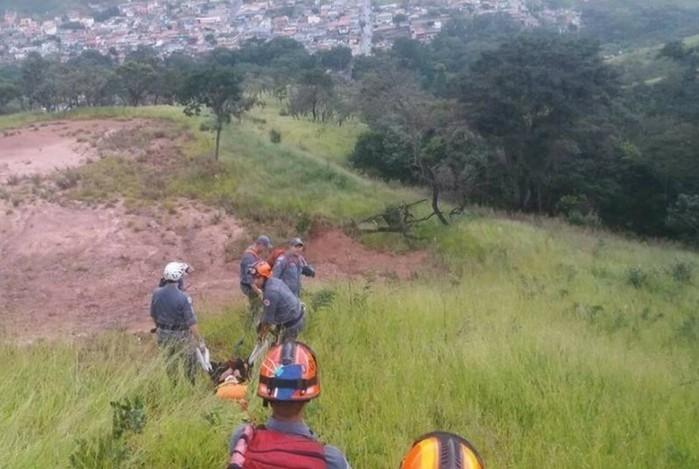 Pouso foi presenciado por uma moradora de Jundiaí (Crédito: Reprodução/ G1)
