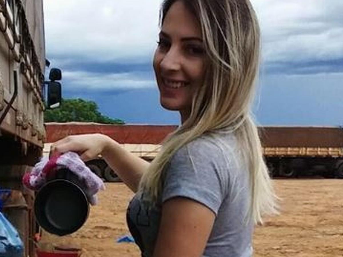 Caminhoneira mostra rotina e faz grande sucesso nas redes sociais