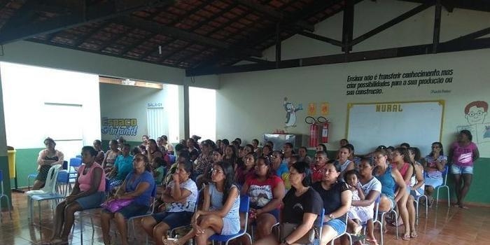 Escola do Povoado Pedras realiza reunião com pais e mestres