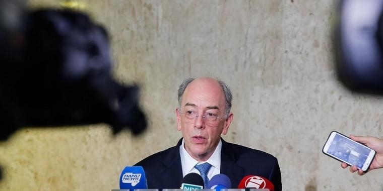 Privatização teria efeito perturbador, diz presidente da Petrobras