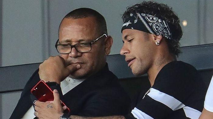 'Neymar tem um futuro no Paris Saint-Germain', diz pai do craque