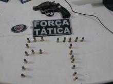 Após abordagens, polícia prende homem portando arma em Pio IX