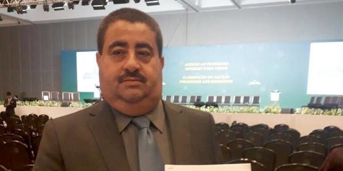 Antonio Neto assina adesão ao Internet para Todos em Brasília