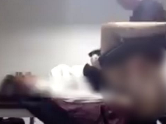 Gerente esquece cam ligada e é filmado fazendo sexo com funcionária