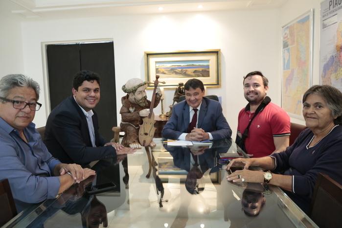 Gestores tratam de ações para incentivo do artesanato piauiense (Crédito: Jorge Bastos)