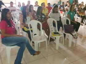 Gestores de escolas municipais participam de formação