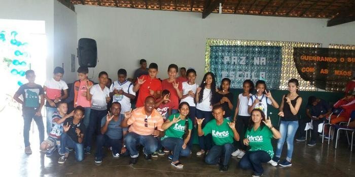 Quebrando o Silêncio Com as Mãos Culminou Essa Semana