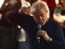 Lula ameaça processar a Netflix pela série