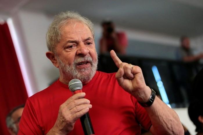 Lula discursa no sindicato dos Metalúrgicos de São Bernardo sobre julgamento do triplex do Guarujá (Crédito: Leonardo Benassatto/Reuters)