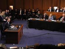 Mark se pronuncia ao Senado sobre vazamento de dados do Facebook