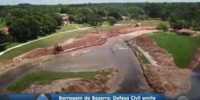Barragem do Bezerro: Nível das águas já diminuiu 1 metro