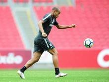 Roger acerta saída após 100 dias no Inter e se aproxima do Timão