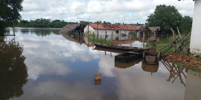 Nível do Rio Longá volta a subir e famílias estão desabrigadas