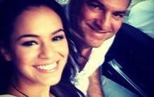 Bruna Marquezine faz homenagem de aniversário ao pai: ‘Não gosta'