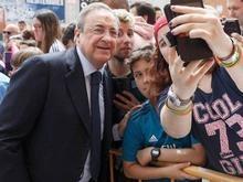 Torcida do Real Madrid pede Neymar e Lewandowski para presidente