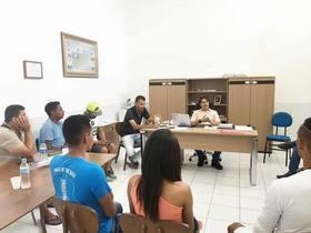 Prefeito Roger Linhares garante apoio a grupos juninos