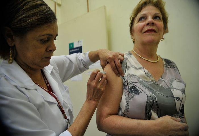 Ministério da Saúde espera vacinar 54,4 milhões de pessoas (Crédito: Arquivo/Elza Fiúza/Agência Brasil))