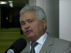 Elmano nega desentendimento com JVC e reafirma pré-candidatura