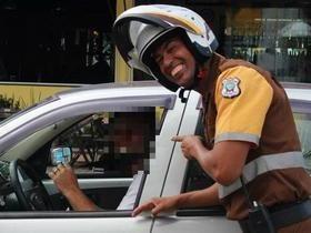Agente de trânsito é preso por multar rivais de facção criminosa