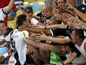 Gilberto poderá retornar ao Vasco devido 'carência' no elenco