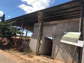 Obra Parada Causa Transtorno No Bairro Santa Catarina