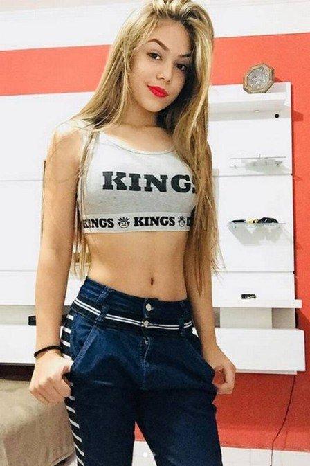 Aos 11 anos, MC Melody agora está loira (Crédito: Reprodução/Instagram)