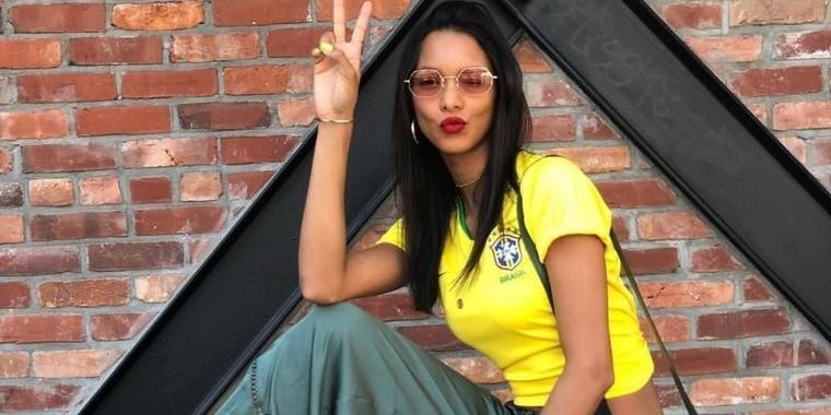 Laís Ribeiro entra no clima da Copa: "Pra cima deles Brasil"