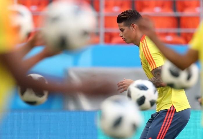 James Rodríguez segue como dúvida para o jogo da Colômbia (Crédito: Reuters)