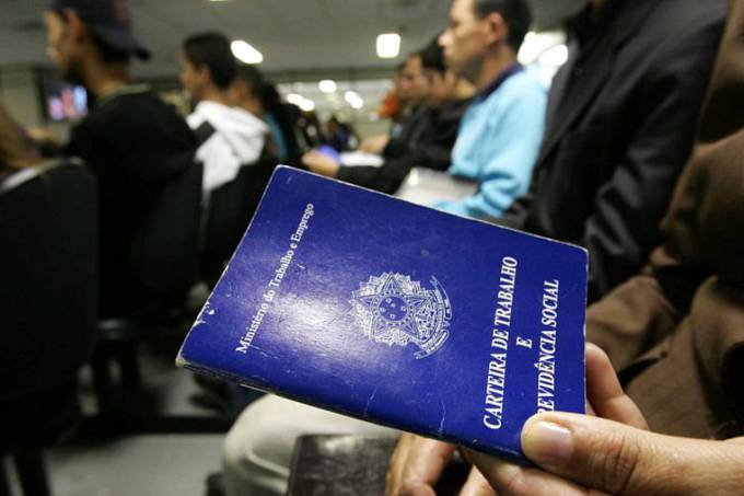 Geração de empregos cresce em maio (Crédito: Agência Estado/VEJA)