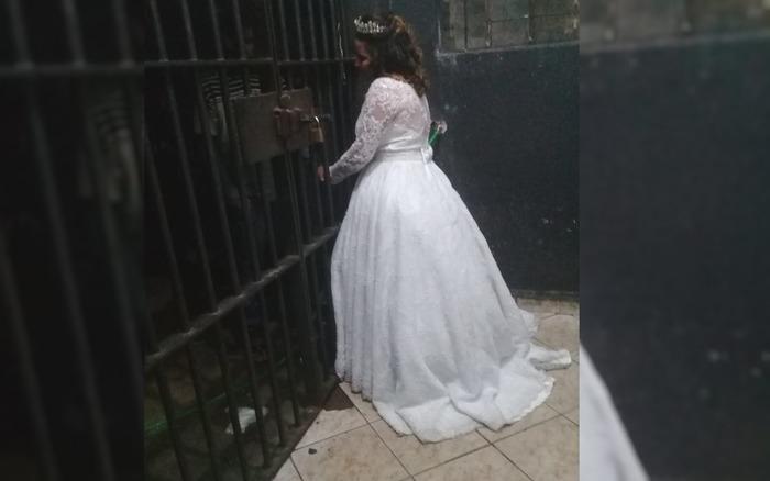 Noiva visita o irmão em cela de cadeia de Anápolis (Crédito: Reprodução/TV Anhanguera)