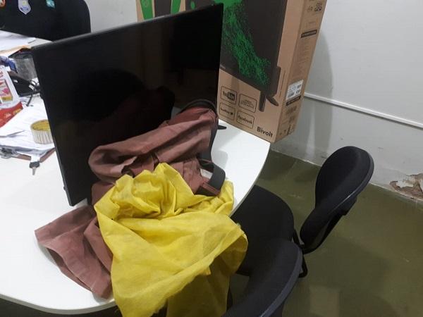 Polícia encontrou objetos da vítima com acusado (Crédito: Temístocles Filho/jc24horas)
