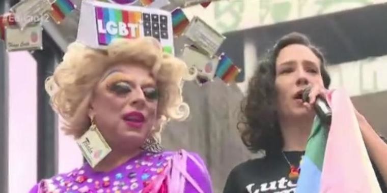 "Ato de resistência", diz viúva de Marielle na Parada LGBT de SP