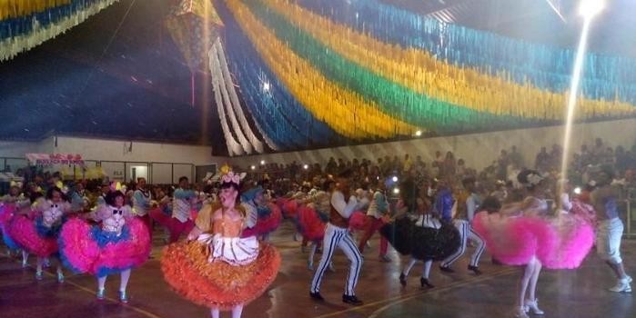 Hoje (30), segundo maior "São João" da cidade, entrada gratuita!