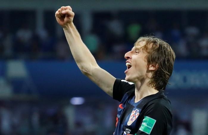 Modric celebra classificação para a final da Copa (Crédito: Kai Pfaffenbach / Reuters)