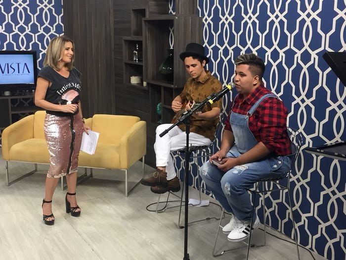 Filipe Sousa se apresenta no Revista Meio Norte (Crédito: Waldelúcio Barbosa)