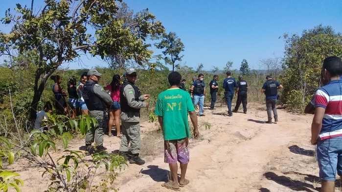 Corpo é encontrado em avançado estado de decomposição na zona Sul de Teresina (Crédito: Mirian Santos)