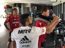 Após adeus à Copa, Guerrero se reapresenta para treinos no Fla