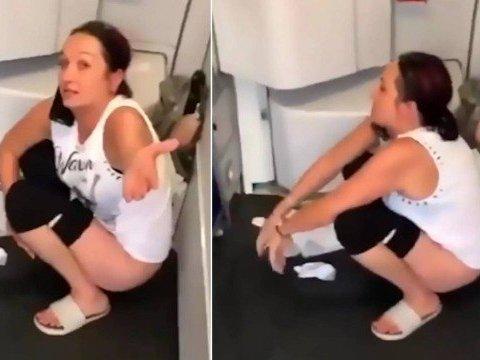 Passageira encontra banheiro trancado e urina na "cozinha" de avião